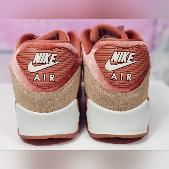 NIKE AIR MAX 90 VELVET "DUSTY PEACH" (898512-201) - Picture 6 of 8